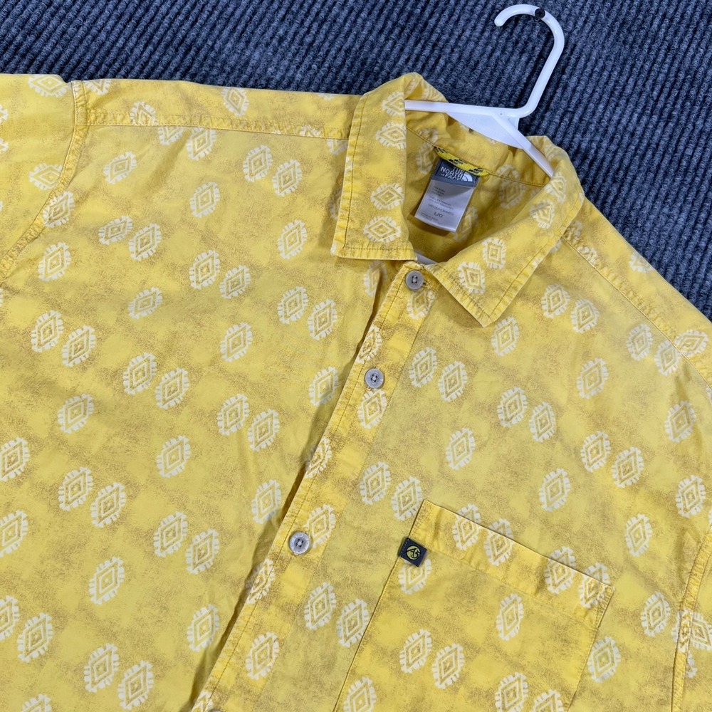 The North Face A5 Series Shirt Mens Large Yellow Geometric Short Sleeve Button